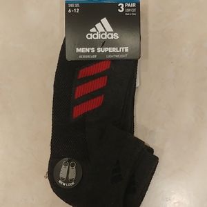🆕 Adidas 3 pairs of lightweight socks 🆕